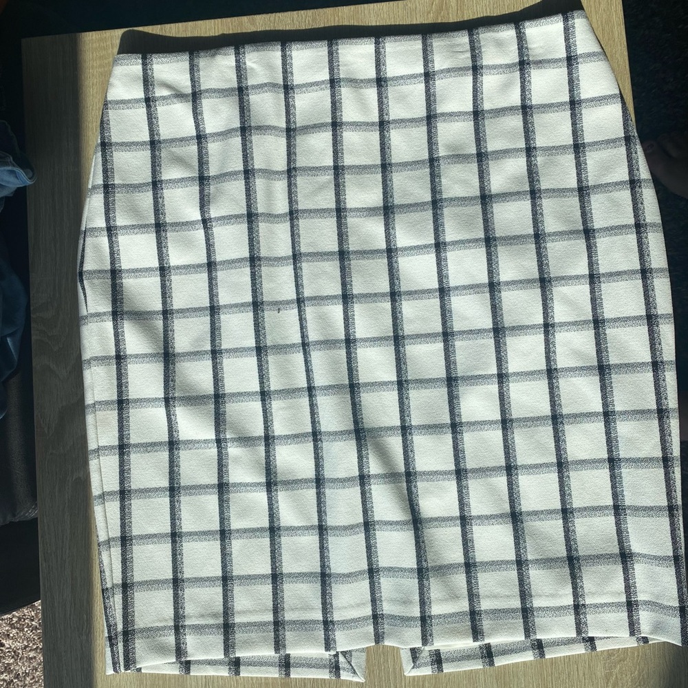 Express Window Pane Pencil Skirt